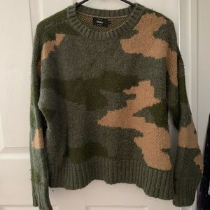 Camo Print Sweater (Only brand)